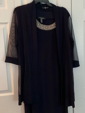 R & M Richard’s women’s dress 14 Petite Large Navy Blue